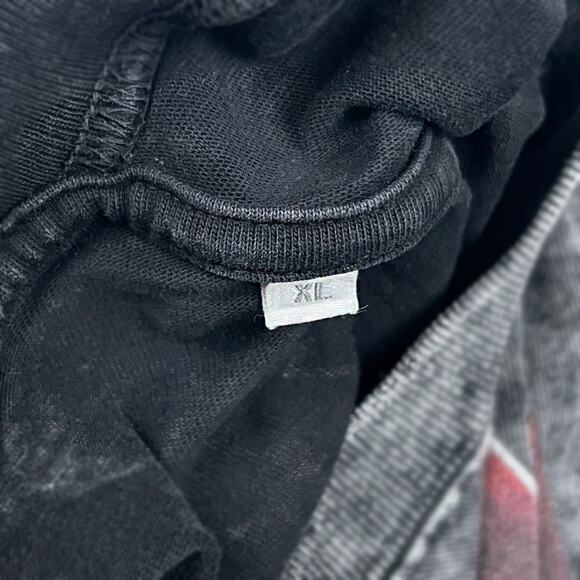 BERSERK "Guts" Distressed Vintage Style Graphic Print T-Shirt (Black | Size XL) - Picture 4 of 4